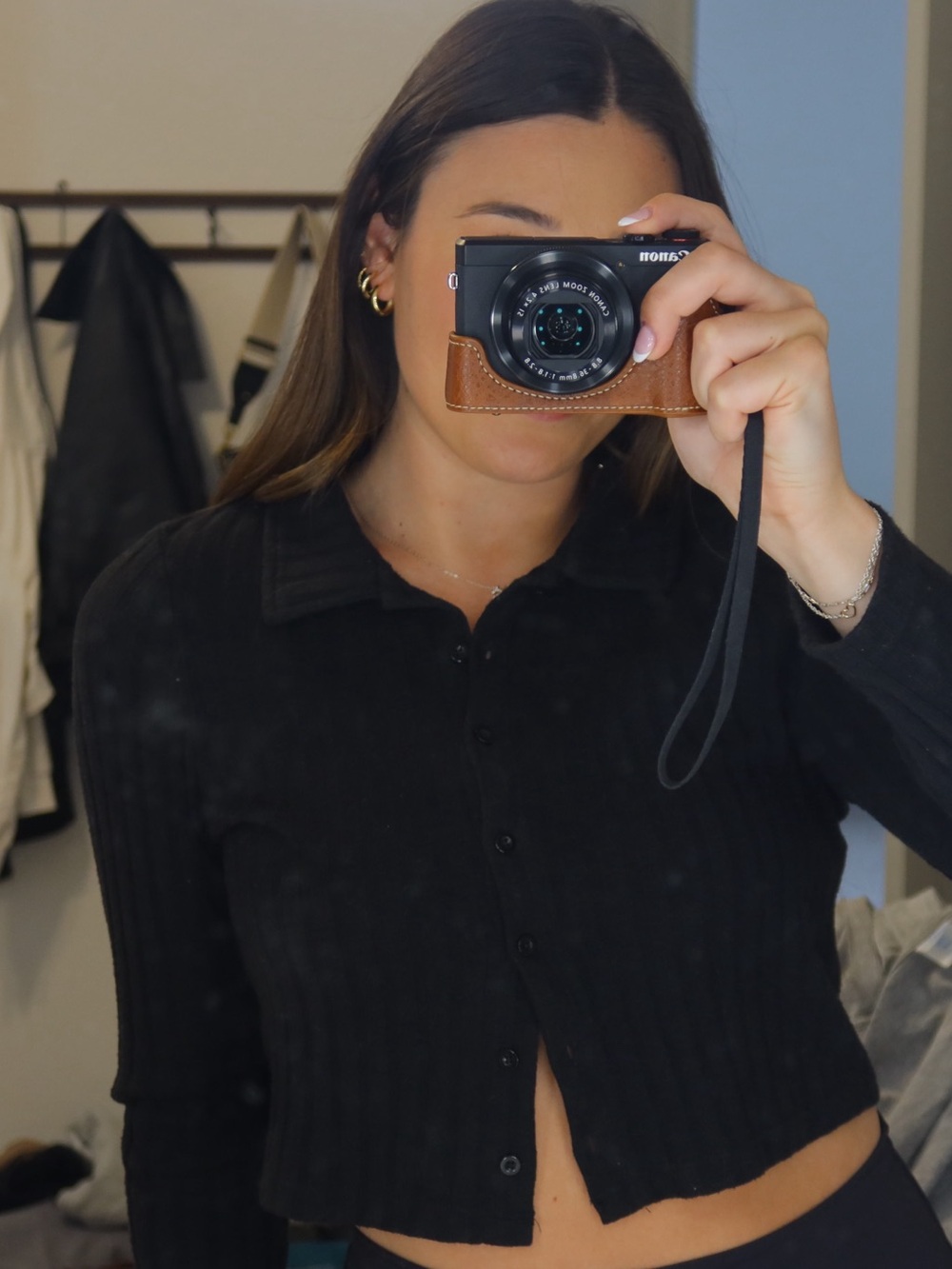 Black Cropped Ribbed Button-Up Cardigan - Picture 2 of 4